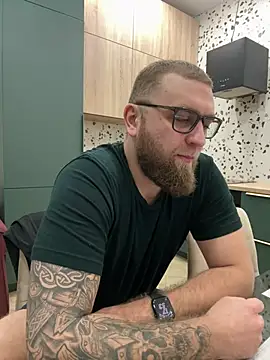 Bear bear  online show from 02-25-25, 02:54