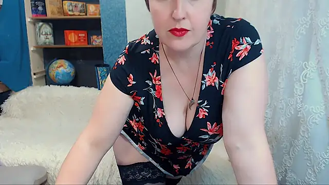 Rainbow lady online show from 12-23-24, 01:24