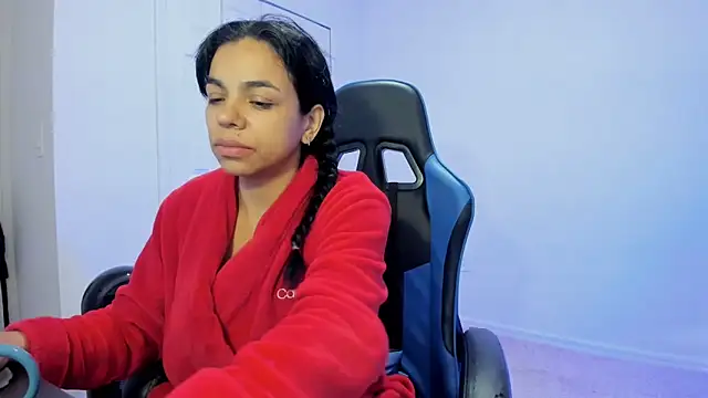 victoriachicas online show from 01-20-25, 08:30