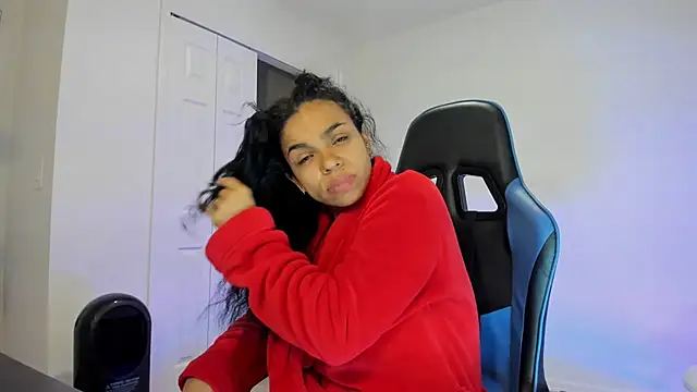 victoriachicas online show from 01-31-25, 08:43