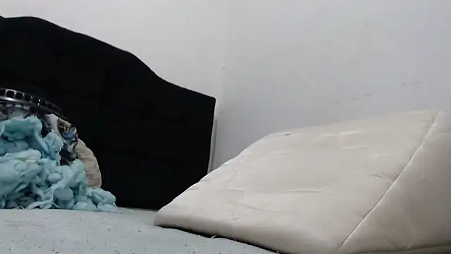 Emmily Fox online show from 12-03-24, 11:02