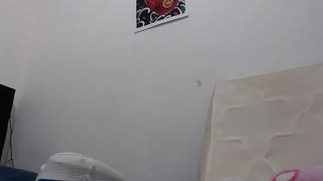 Emmily Fox online show from 01-07-25, 04:59