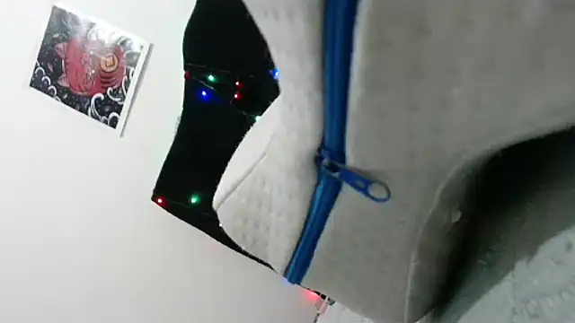 Emmily Fox online show from 02-06-25, 11:04