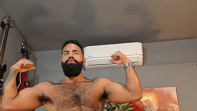 Snapshot of BeardAndrew chatting on 12-20-24, 04:20 BeardAndrew online show from 12-20-24, 04:20