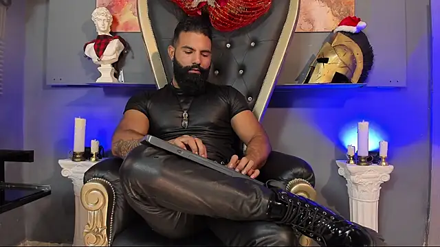 Snapshot of BeardAndrew chatting on 12-28-24, 01:29 BeardAndrew online show from 12-28-24, 01:29