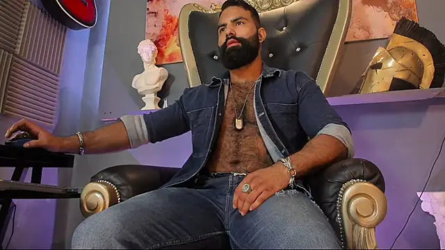 Snapshot of BeardAndrew chatting on 02-07-25, 02:29 BeardAndrew online show from 02-07-25, 02:29