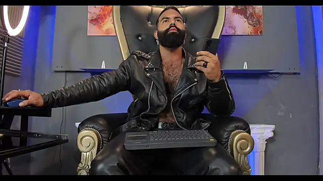 Snapshot of BeardAndrew chatting on 03-12-25, 01:47 BeardAndrew online show from 03-12-25, 01:47