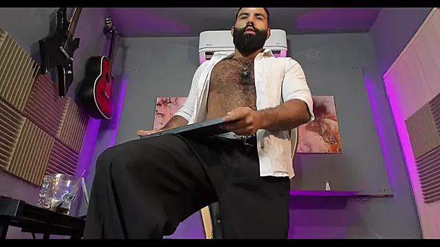 Snapshot of BeardAndrew chatting on 03-20-25, 06:08 BeardAndrew online show from 03-20-25, 06:08