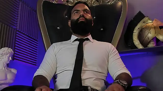 Snapshot of BeardAndrew chatting on 10-20-25, 11:21 BeardAndrew online show from 10-20-25, 11:21