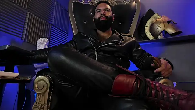 Snapshot of BeardAndrew chatting on 10-26-25, 04:18 BeardAndrew online show from 10-26-25, 04:18