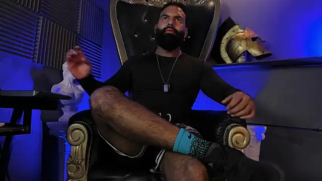 Snapshot of BeardAndrew chatting on 10-29-25, 02:14 BeardAndrew online show from 10-29-25, 02:14