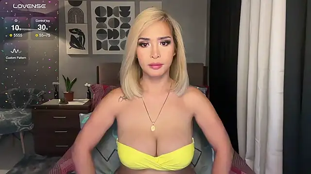 Snapshot of NastyH0tBABEx chatting on 02-20-25, 07:12 NastyH0tBABEx online show from 02-20-25, 07:12