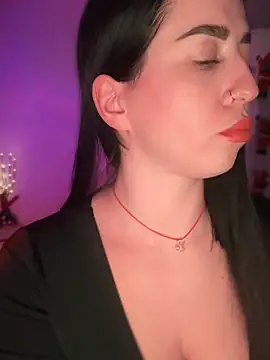 Emylia online show from 12-14-24, 09:35