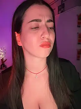 Emylia online show from 12-15-24, 01:02