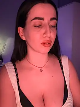 Emylia online show from 01-23-25, 12:04