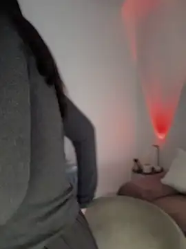 Emylia online show from 02-21-25, 02:06