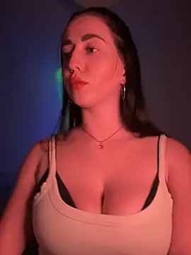 Emylia online show from 03-21-25, 11:01