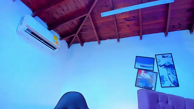 Gretta Queen online show from 09-28-25, 04:34