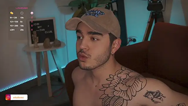 Snapshot of Arkaikomz chatting on 03-09-25, 09:14 Arkaikomz online show from 03-09-25, 09:14