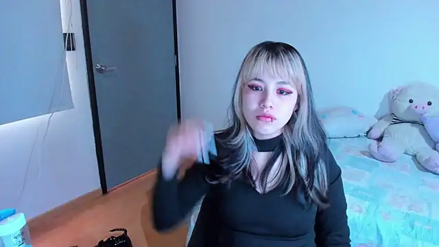 Snapshot of Akane-Mou chatting on 12-07-24, 08:38 Akane-Mou online show from 12-07-24, 08:38