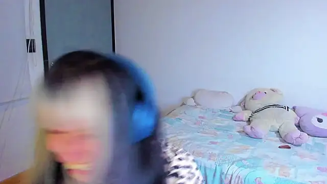 Snapshot of Akane-Mou chatting on 12-10-24, 04:34 Akane-Mou online show from 12-10-24, 04:34