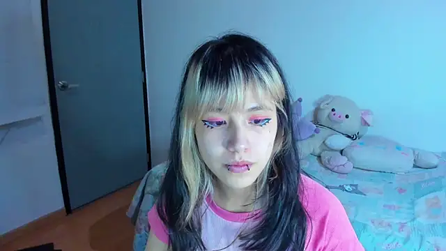 Snapshot of Akane-Mou chatting on 01-18-25, 01:52 Akane-Mou online show from 01-18-25, 01:52