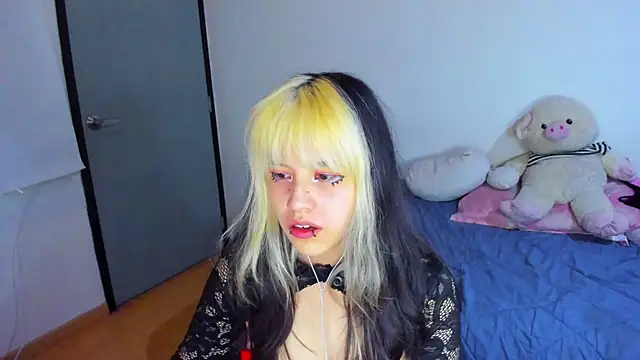 Snapshot of Akane-Mou chatting on 02-22-25, 06:39 Akane-Mou online show from 02-22-25, 06:39