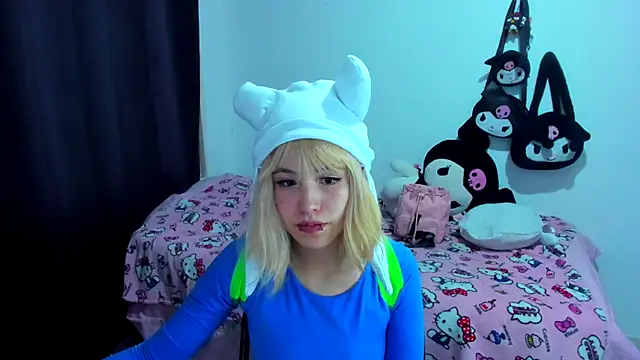 Snapshot of Akane-Mou chatting on 11-01-25, 01:51 Akane-Mou online show from 11-01-25, 01:51