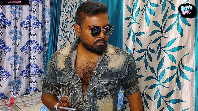 Snapshot of BLACK---MAMBA chatting on 01-12-25, 10:12 BLACK---MAMBA online show from 01-12-25, 10:12