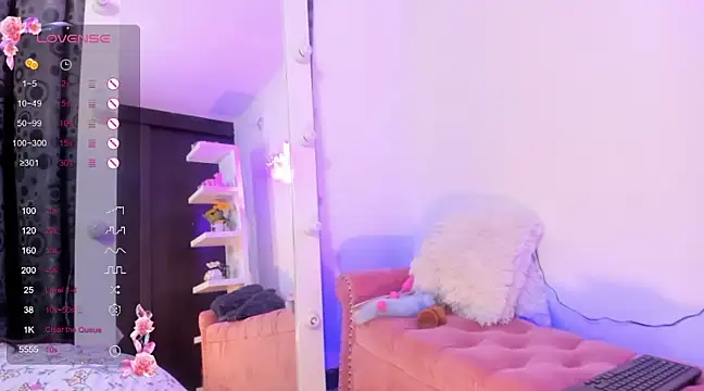 Snapshot of dana_montana_ chatting on 12-18-24, 06:53 dana montana online show from 12-18-24, 06:53