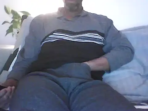 Snapshot of Malcomvs97 chatting on 12-19-24, 09:49 Malcomvs97 online show from 12-19-24, 09:49