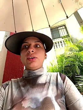 Snapshot of charlotte_stevenss_ chatting on 02-11-25, 02:13 charlotte stevenss online show from 02-11-25, 02:13