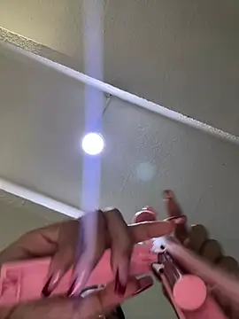 Snapshot of charlotte_stevenss_ chatting on 03-08-25, 02:30 charlotte stevenss online show from 03-08-25, 02:30