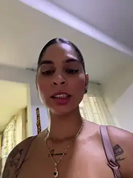 Snapshot of charlotte_stevenss_ chatting on 03-19-25, 04:55 charlotte stevenss online show from 03-19-25, 04:55