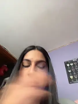 charlotte stevenss  online show from 02-13-26, 01:40