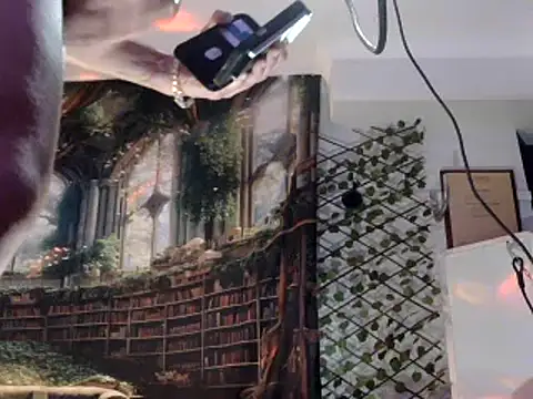 Snapshot of OSIRlS chatting on 02-14-25, 05:46 OSIRlS online show from 02-14-25, 05:46