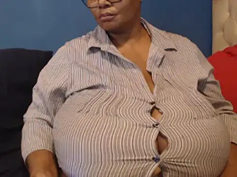 CUTEFIRMMELONSS online show from 02-18-25, 12:06