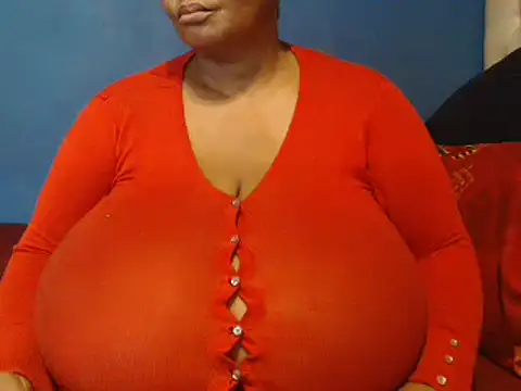 CUTEFIRMMELONSS online show from 03-01-25, 10:55