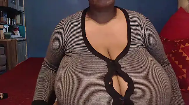 CUTEFIRMMELONSS online show from 03-10-25, 04:35