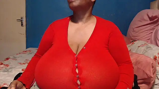 CUTEFIRMMELONSS online show from 10-04-25, 08:29