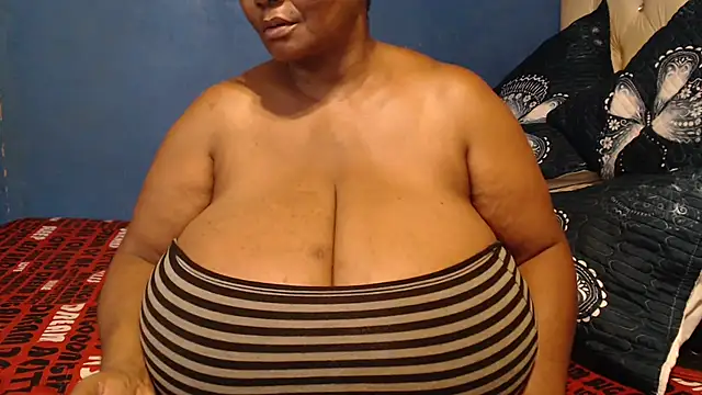 CUTEFIRMMELONSS online show from 02-23-26, 01:52