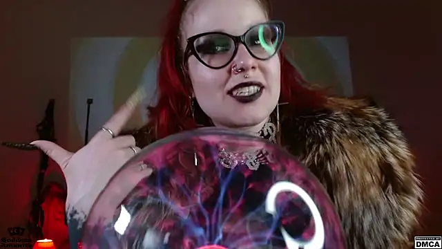 Amanita  Pantherina online show from 12-19-24, 05:29