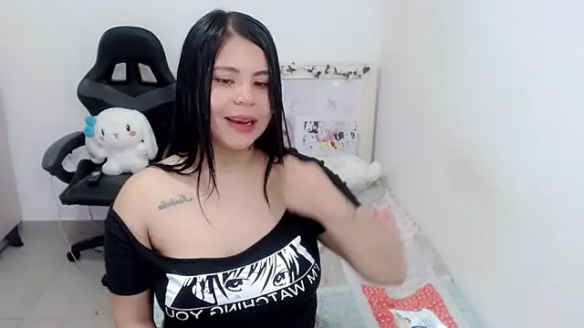 Snapshot of Youlittlepervertt_ chatting on 01-08-25, 10:06 Youlittlepervertt online show from 01-08-25, 10:06