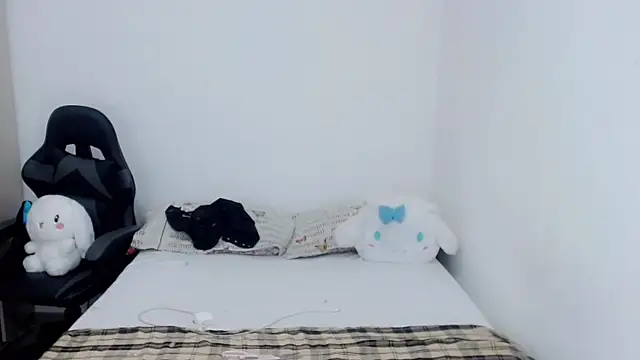 Snapshot of Youlittlepervertt_ chatting on 01-29-25, 04:47 Youlittlepervertt online show from 01-29-25, 04:47