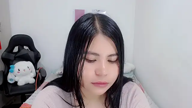 Snapshot of Youlittlepervertt_ chatting on 02-25-25, 01:52 Youlittlepervertt online show from 02-25-25, 01:52