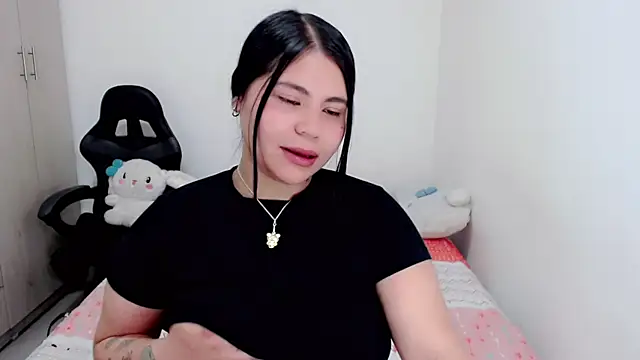 Snapshot of Youlittlepervertt_ chatting on 10-16-25, 02:56 Youlittlepervertt online show from 10-16-25, 02:56