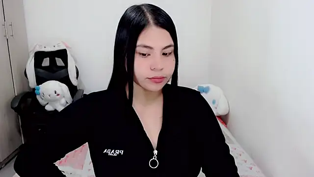 Snapshot of Youlittlepervertt_ chatting on 10-19-25, 10:43 Youlittlepervertt online show from 10-19-25, 10:43