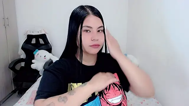 Snapshot of Youlittlepervertt_ chatting on 10-23-25, 12:32 Youlittlepervertt online show from 10-23-25, 12:32