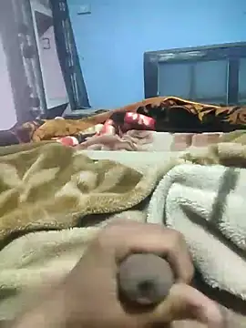 Snapshot of Deshilund9 chatting on 12-20-24, 11:37 Deshilund9 online show from 12-20-24, 11:37