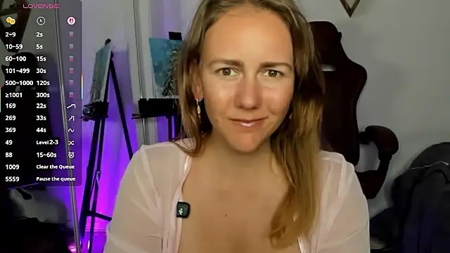 Snapshot of jasminedaze888 chatting on 12-15-25, 10:03 jasminedaze888 online show from 12-15-25, 10:03